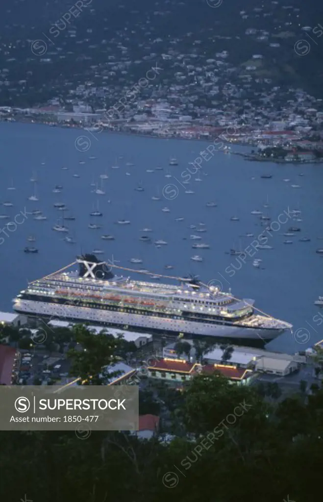 Us Virgin Islands, St Thomas Islands, Cruise Liner In Harbour Docks