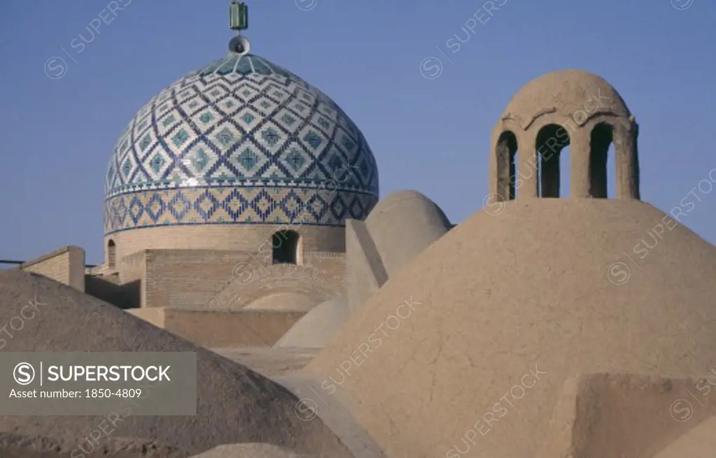 Iran, Yazd, View Over Rooftops And Dome Of The Old City Mosque