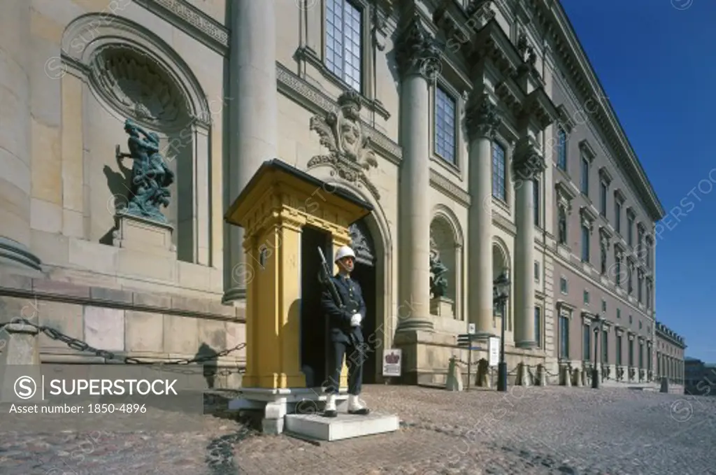 Sweden, Stockholm, The Royal Palace With Sentry On Duty