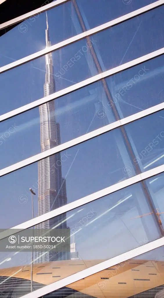 UAE, Dubai, Glass reflection of Burj Khalifa tower.