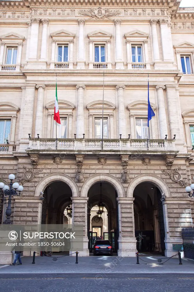 Italy, Lazio, Rome, Palazzo Koch home to the Banca DItalia on Via Nazionale.