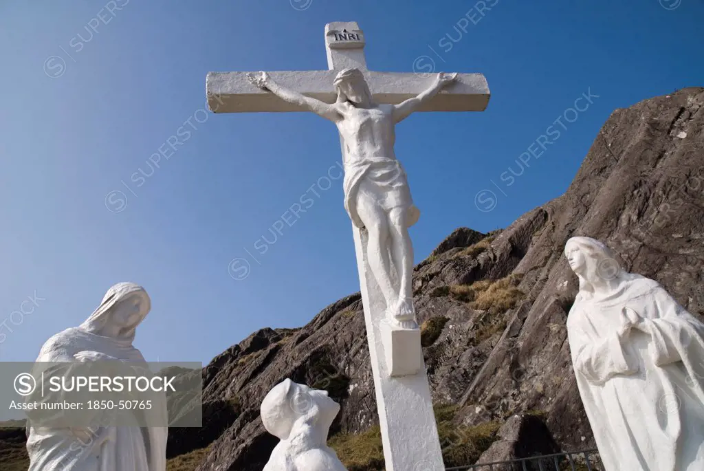 Ireland, County Cork, Beara Peninsula, Religious statue at the Healy Pass.