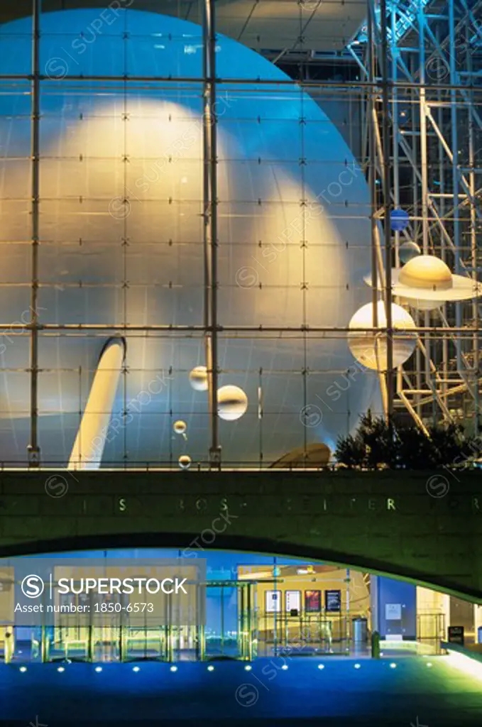 Usa, New York , New York City, Natural History Museum. Close Up Of Rose Centre For Space