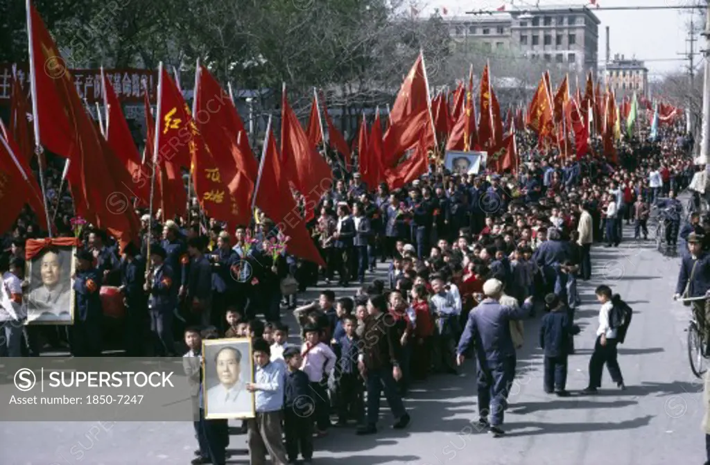 China, Cultural Revolution, Marching Crowds Waving Red Banners And Posters Of Mao During The 1967 Cultural Revolution