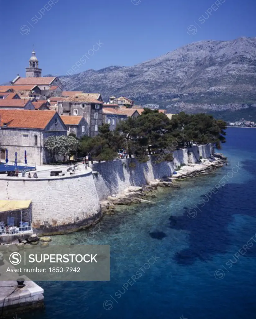 Croatia, Korcula Island, Korcula, View Over Coastal Town Fortified With 13Th Century Walls