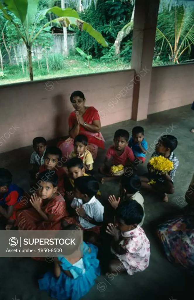 Sri Lanka, Kandy, Buddhist Temple Class Of Infant Children