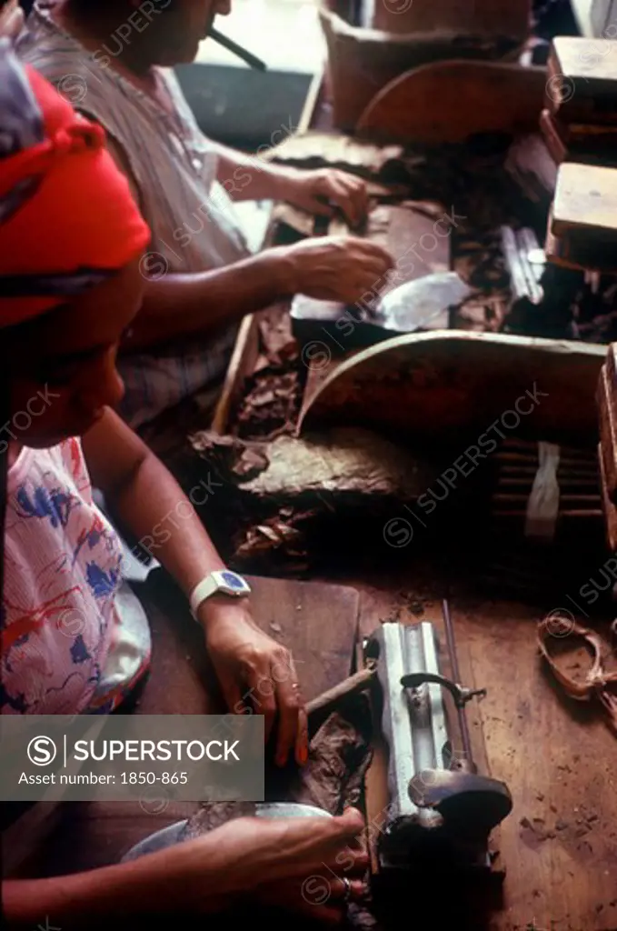 Cuba, Sancti Spiritus, Trinidad, Workers In Cigar Factory