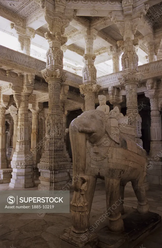 India, Rajasthan, Ranakpur, Jain Temple complex - interior carvings