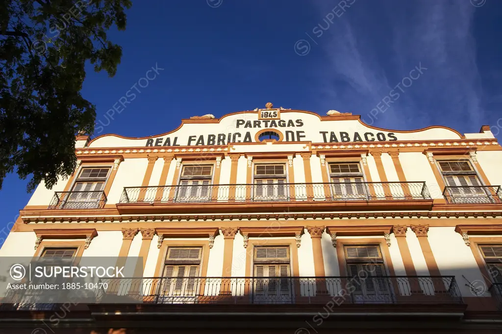 Caribbean, Cuba, Havana, Cigar factory  in Parque Central - Partagas Real Fabrica de Tabacos