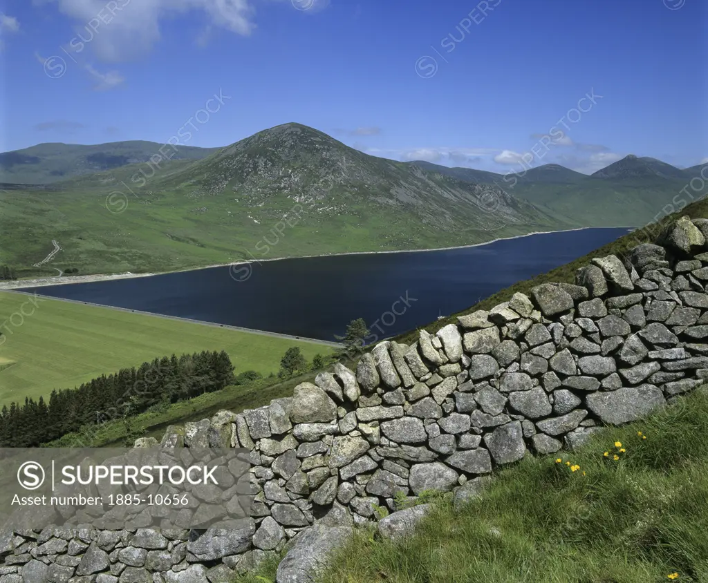 UK - Northern Ireland, County Down, Mourne Mountains, View of Silent Valley reservoir and mountain scenery over Mourne Wall