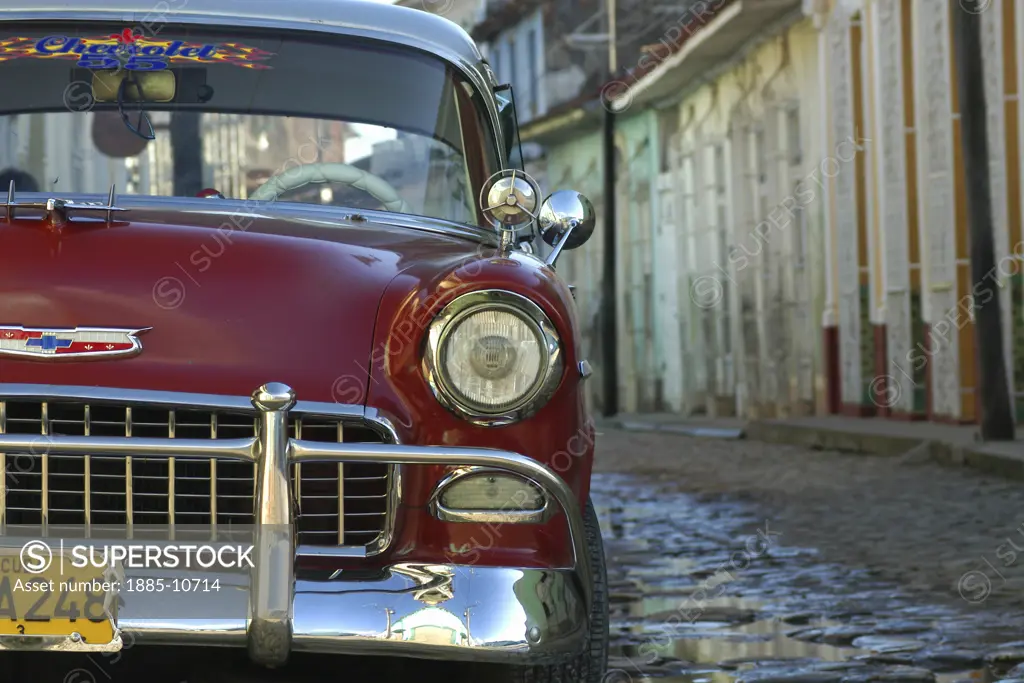 Caribbean, Cuba, Trinidad, Classic American car in street