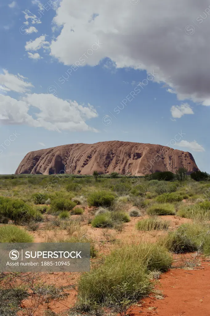 Australia, Northern Territory, Ayers Rock, View over scrubland to the Rock 