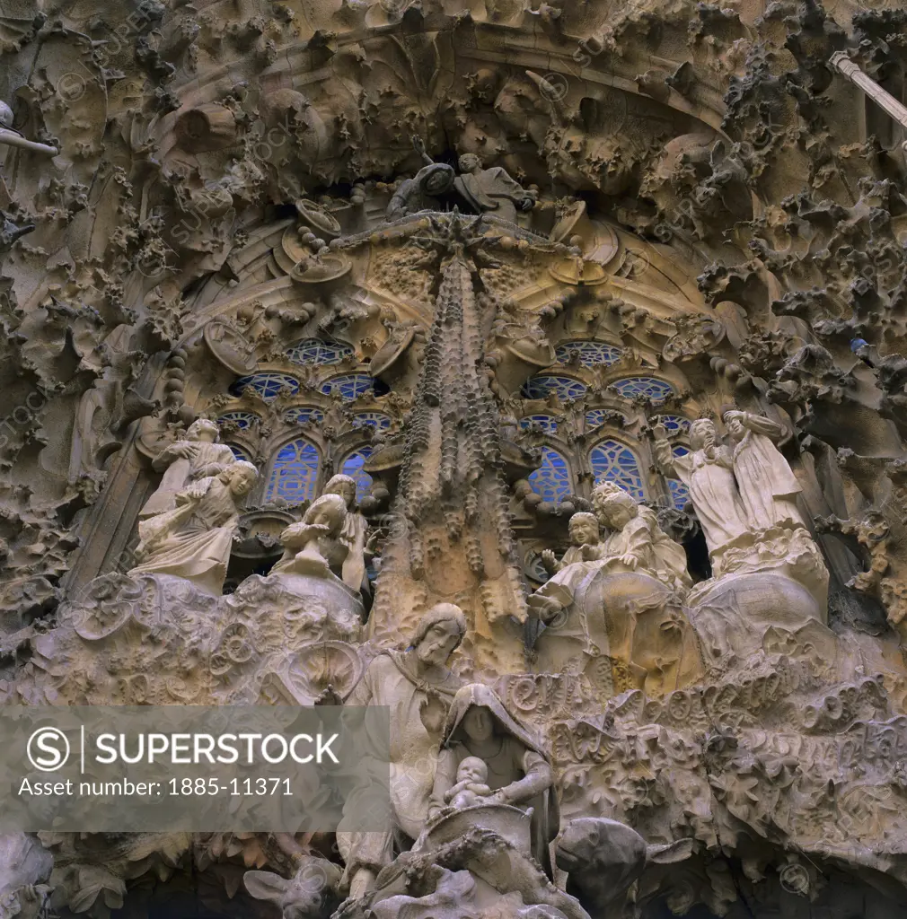 Spain, Catalunya, Barcelona, La Sagrada Familia cathedral - detail from facade