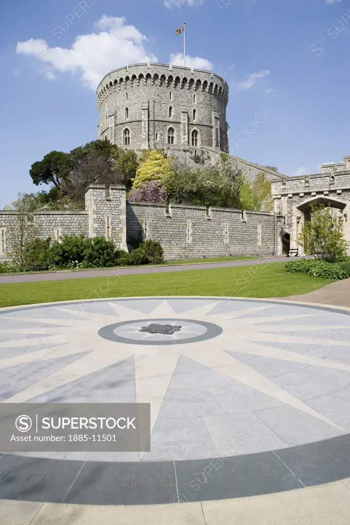 UK - England, Berkshire, Windsor, Windsor Castle - Golden Jubilee Commemorative Garden
