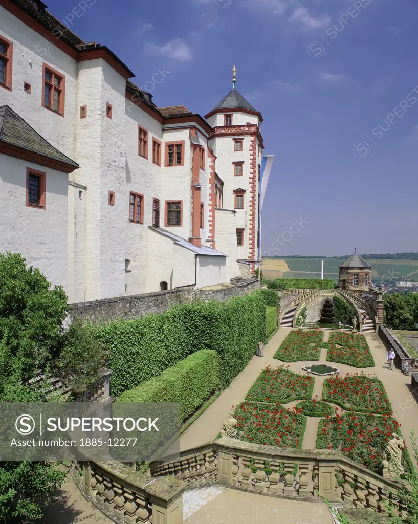 Germany, Bavaria, Wurzburg, Marienburg Castle and formal gardens