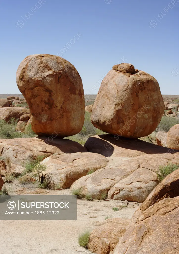 Australia, Northern Territory, Tennant Creek - near, Devils Marbles - huge boulders in desert