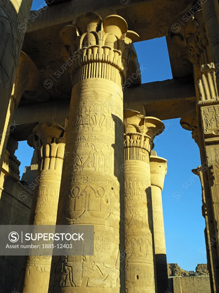 Egypt, , Kom Ombo, Close up of temple columns and roof at Kom Ombo