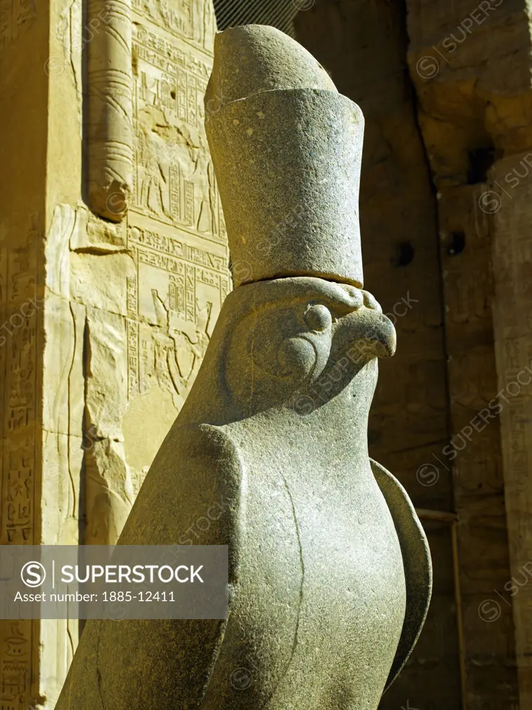 Egypt, , Edfu, Falcon statue at Temple of Horus