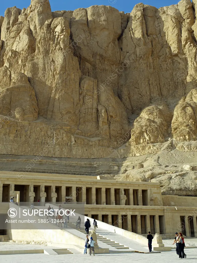 Egypt, , Luxor, Deir el-Bahri - Mortuary Temple of Hatshepsut with tourists on ramp