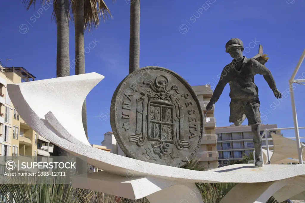 Spain, Costa del Sol, Estepona, Monument to the Peseta on the Promenade