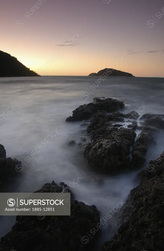 Australia, Queensland, Cape Tribulation, Noah Beach at sunrise