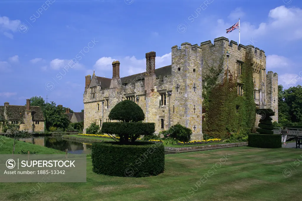 UK - England, Kent, Edenbridge - near, Hever Castle - birthplace of Anne Boleyn