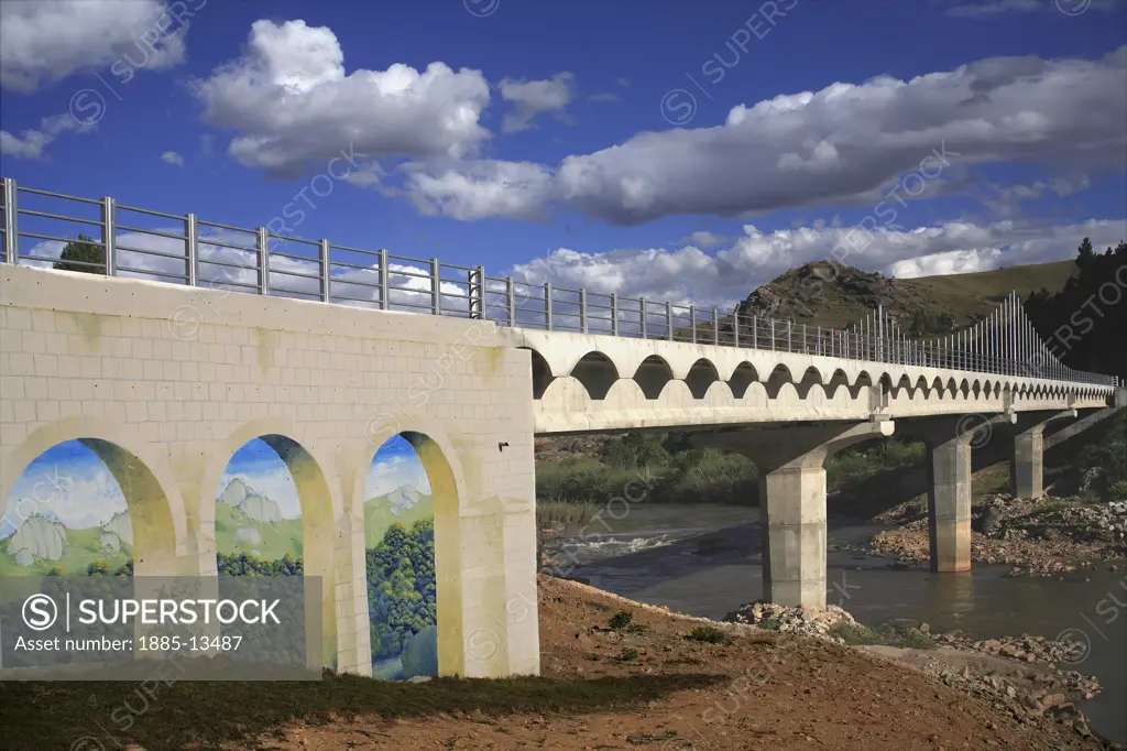 Madagascar, , Ifatihita Bridge, View of bridge spanning river