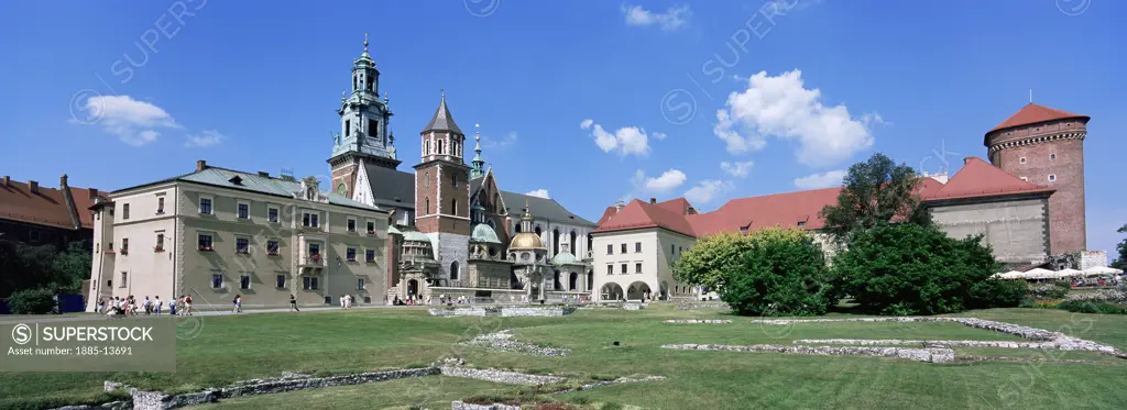 Poland, , Krakow, Wawel Castle and Cathedral