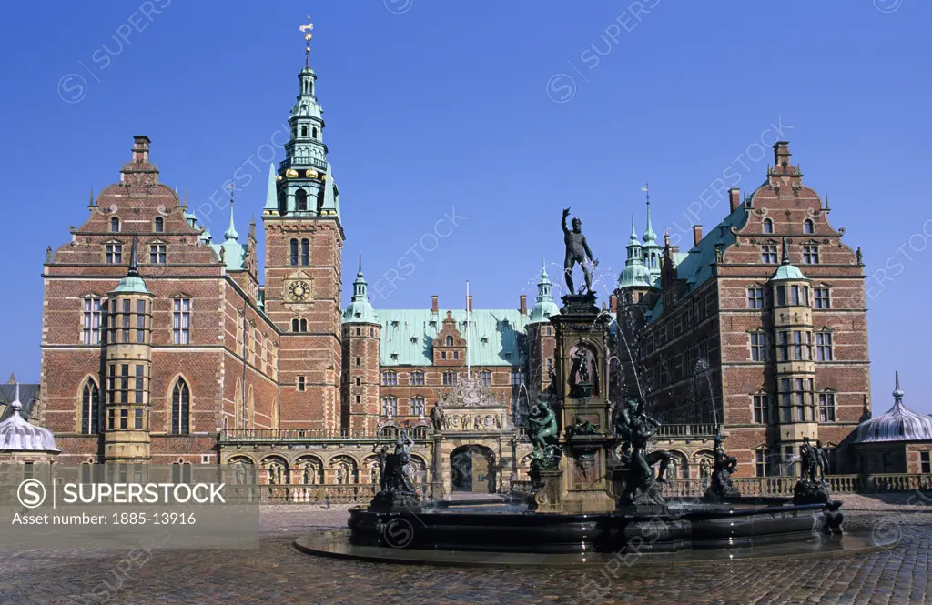 Denmark, , Hillerod, Frederiksborg Castle - facade with fountain 
