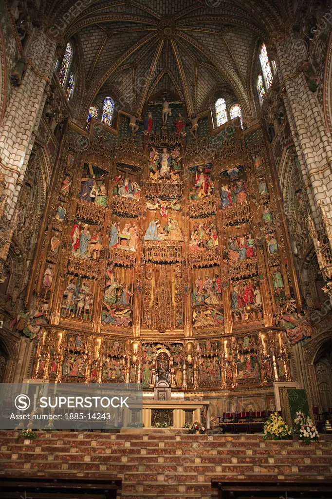 Spain, Castilla-La Mancha, Toledo, Cathedral interior - high altar reredos