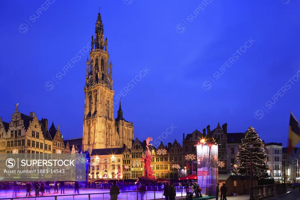 Belgium, Flanders, Antwerp, Grote Markt - cathedral and ice rink