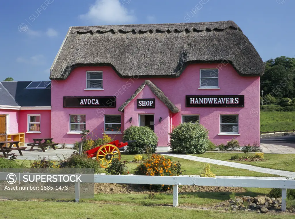 Ireland, County Clare, Bunratty, Handweavers shop