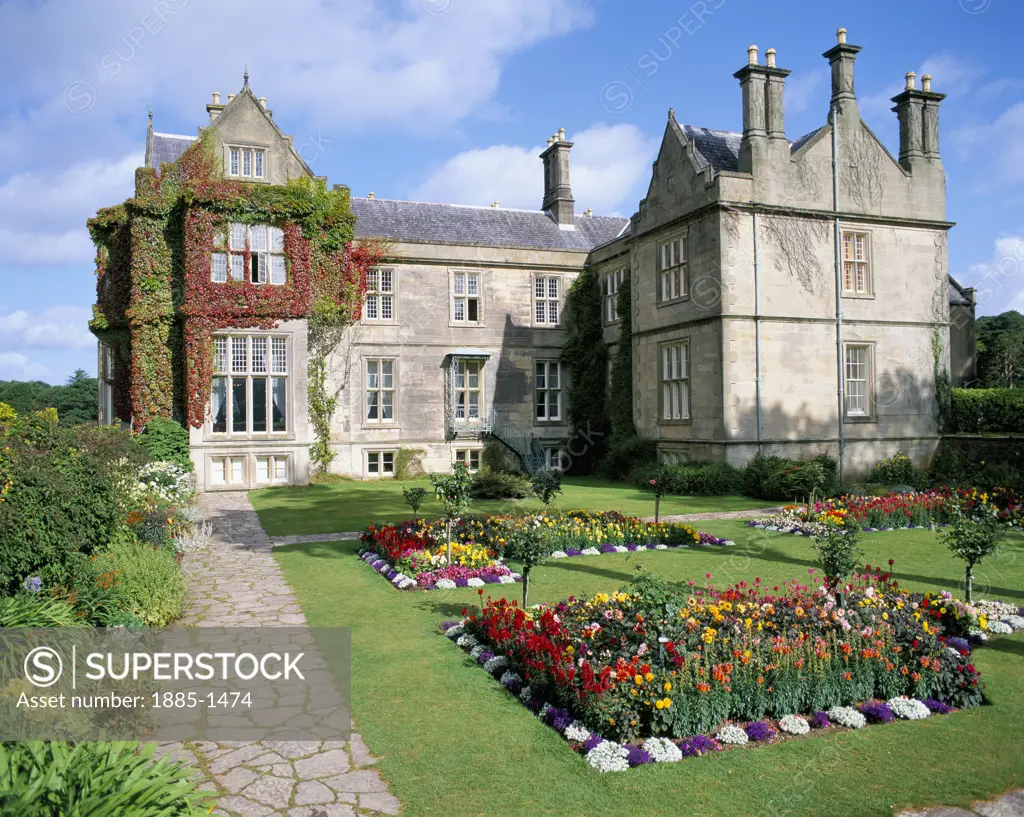 Ireland, County Kerry, Killarney - near, Muckross House and garden