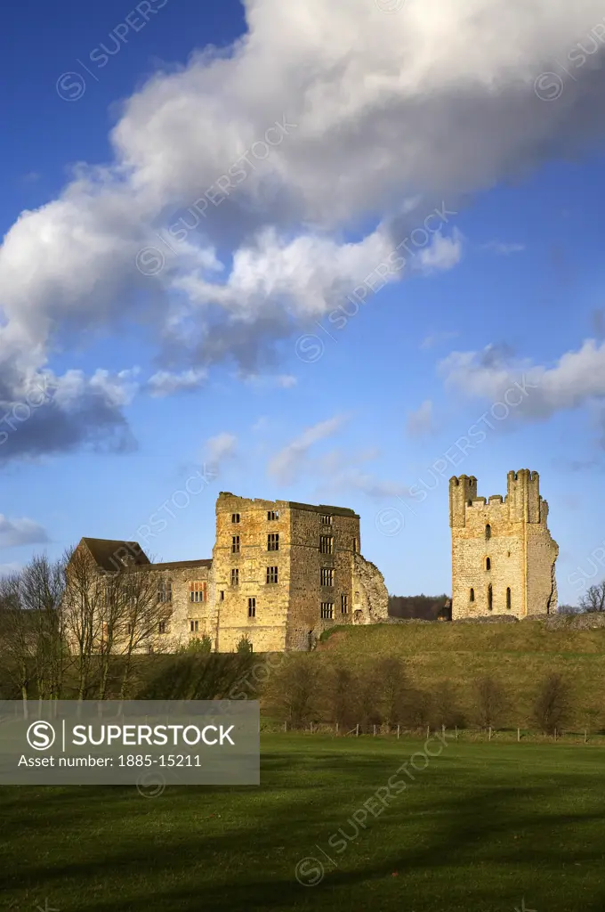 UK - England, Yorkshire, Helmsley, Helmsley Castle from Duncombe Park