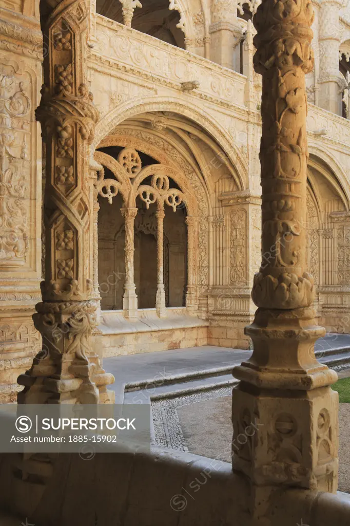 Portugal, Estremadura, Lisbon, Jeronimos Monastery - interior 