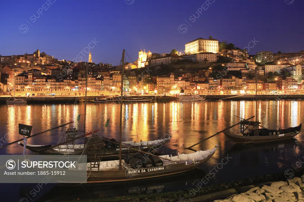 Portugal, Douro, Oporto, Old Town and Douro River at night