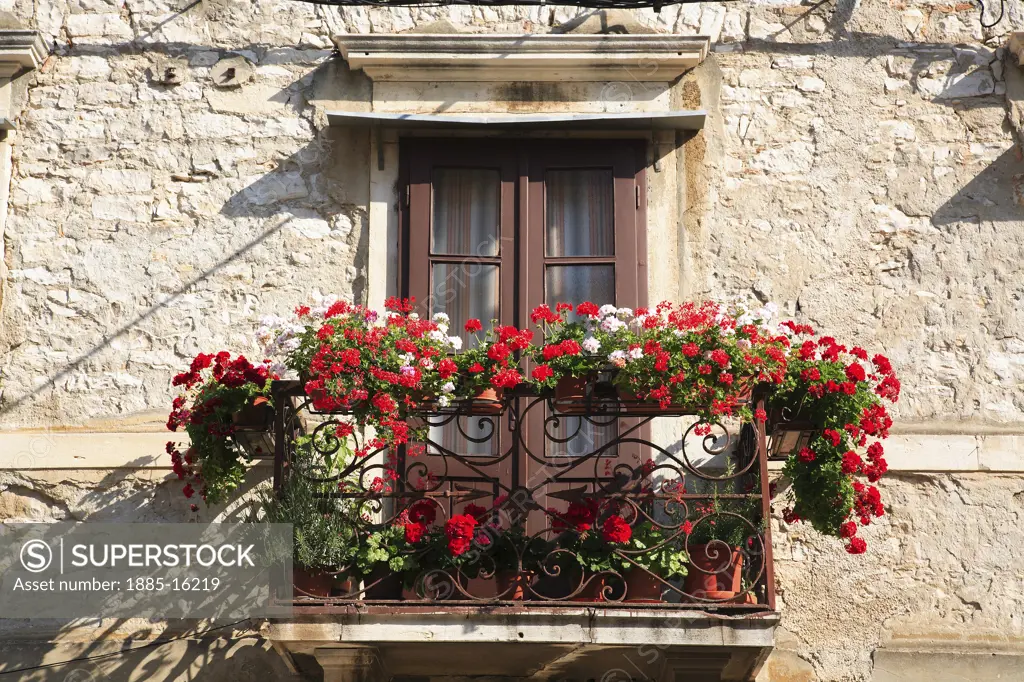 Croatia, Istria, Pula, Typical window
