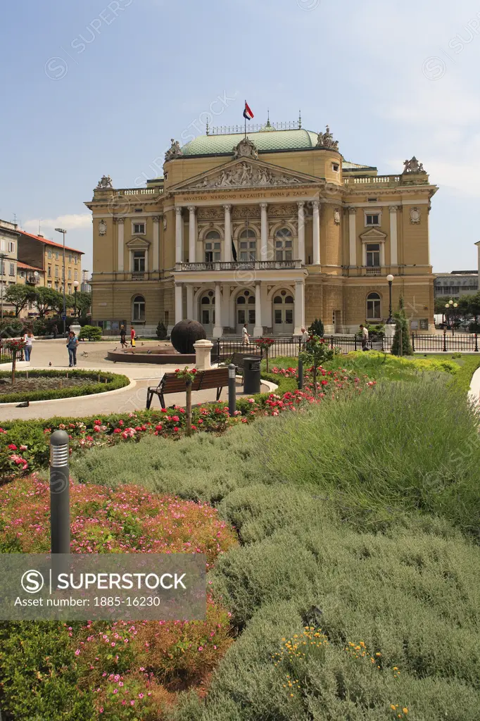 Croatia, Kvarner Gulf, Rijeka, View across gardens to National Theatre