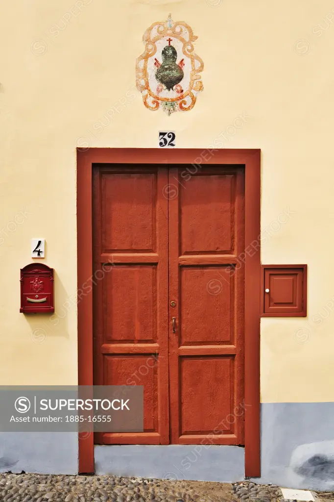 Canary Islands, La Palma, San Andres, Colourful doorway