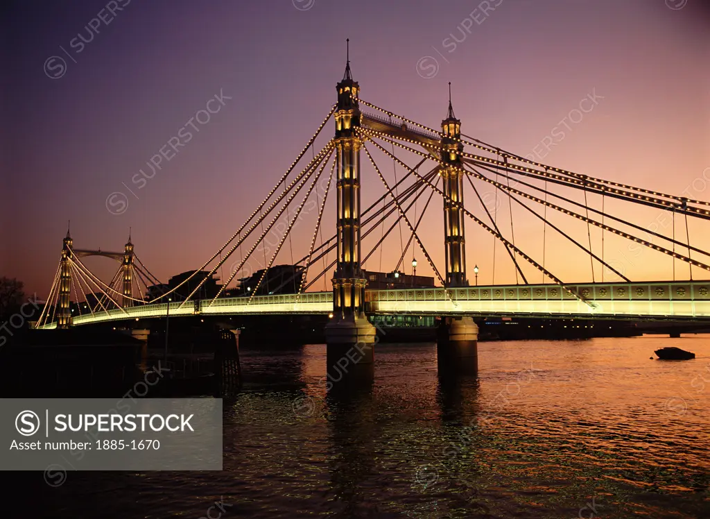 UK - England, , London, Albert Bridge, Chelsea