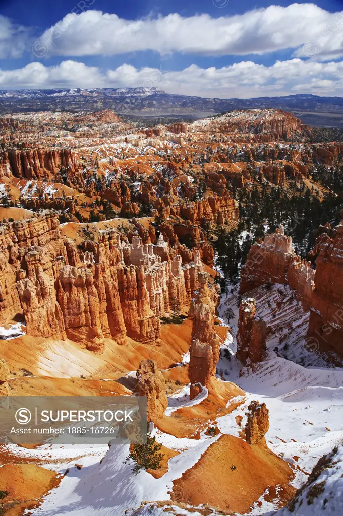 USA, Utah, Bryce Canyon, View of the canyon in Winter