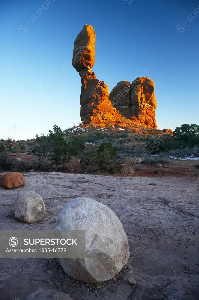 USA, Utah, Arches National Park, Sunlight on Balanced Rock