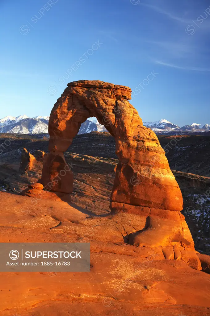 USA, Utah, Arches National Park, Sunlight on Delicate Arch