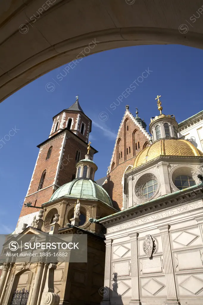 Poland, , Krakow, The Royal Cathedral at the Wawel