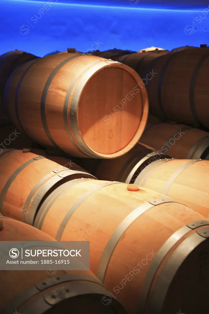 France, Aquitaine, Bordeaux, Wine barrels