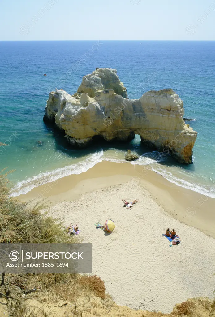 Portugal, Algarve, Praia Da Rocha, Beach Scene