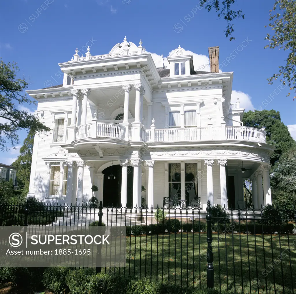 USA, Louisiana, New Orleans, Greek Revival Mansion