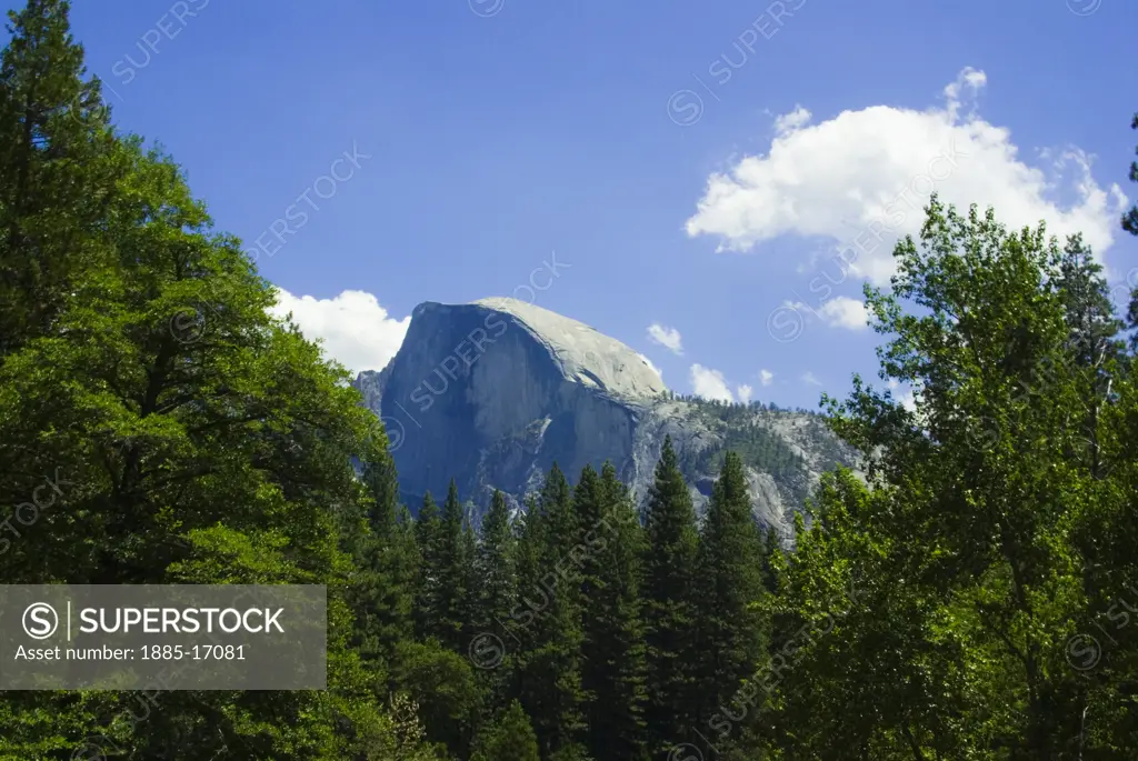 USA, California, Yosemite, View of the Half Dome