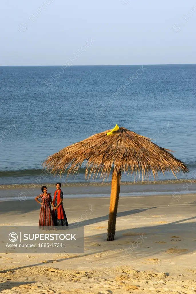 India, Goa, Benaulim, Local girls on Taj Exotica Beach