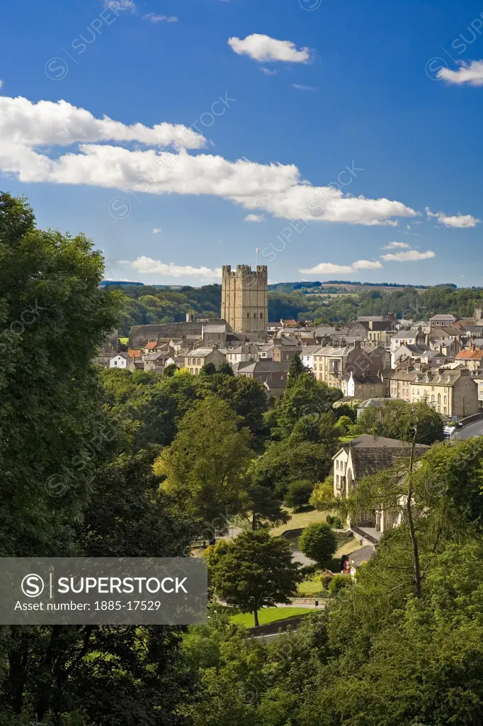 UK - England, Yorkshire, Richmond, View over town and castle from Maison Dieu